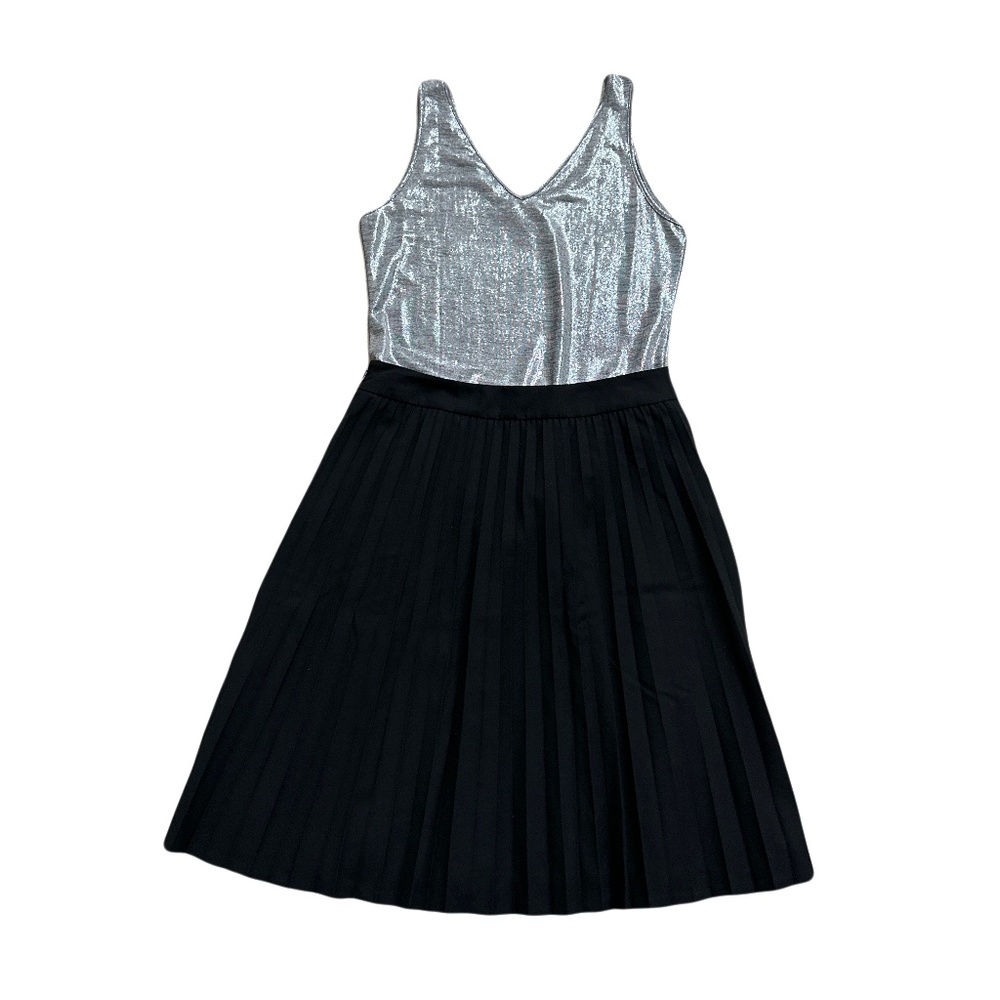 Ann Taylor Pleated Skirt, Size 4P,  Hits below the knee, Polyester Fabric, Black